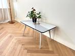 Vintage jaren 50/60 salontafel grafisch formica bijzettafel, Huis en Inrichting, Ophalen, Gebruikt, 50 tot 100 cm, Vintage