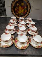 Royal Albert Old Country Roses heren kop en schotels 12x, Antiek en Kunst, Antiek | Servies compleet, Ophalen of Verzenden