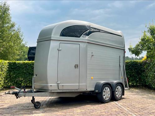 Mooie 2 paards Atec vol aluminium met zadelkamer, Dieren en Toebehoren, Paarden en Pony's | Trailers en Aanhangwagens, Zo goed als nieuw