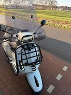 Vespa Sprint 2024 - Akrapovic, Nieuwe Banden!, Fietsen en Brommers, Scooters | Vespa, Ophalen, Gebruikt, Maximaal 45 km/u, Vespa S