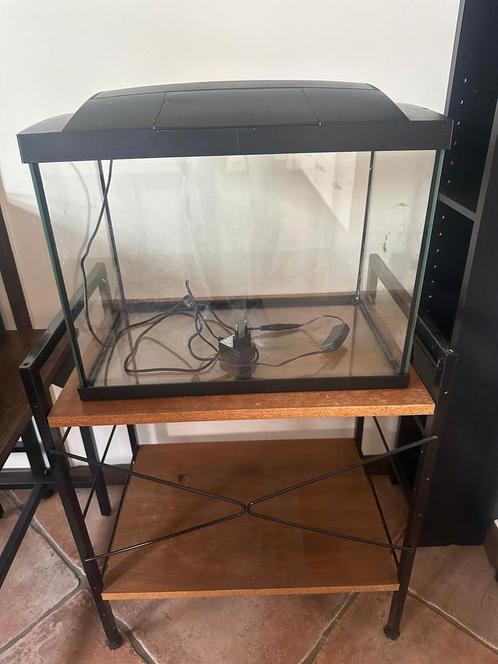 Aquarium 40 liter met toebehoren, Dieren en Toebehoren, Vissen | Aquaria en Toebehoren, Zo goed als nieuw, Leeg aquarium, Ophalen