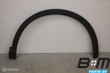 Spatbordverbreder rechtsvoor Audi Q3 8U Facelift 8U0853818 beschikbaar voor biedingen