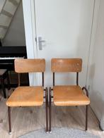 Vintage houten schoolstoelen, Ophalen