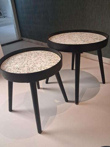 Moderne bijzettafels - Terrazzo blad beschikbaar voor biedingen