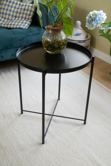 Bijzettafel. Salontafel GLADOM IKEA. beschikbaar voor biedingen