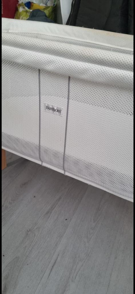 Baby Bjorn Wiegje met Hemeltje - Wiebelwieg, Kinderen en Baby's, Babywiegjes en Ledikanten, Gebruikt, Wieg, Ophalen