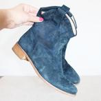 Suede Carina Patsinelli Enkellaarsjes s4 (Maat 39½) € 60,-, Blauw, Lage of Enkellaarzen, Ophalen of Verzenden, Zo goed als nieuw