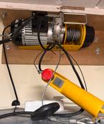 Elektrische takel 200/400 kg- Staalkabel €30,- ophalen., Ophalen, Gebruikt, Elektrisch