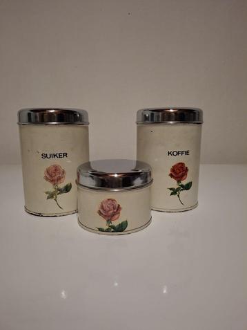 Vintage koffie/thee/suiker bussen beschikbaar voor biedingen