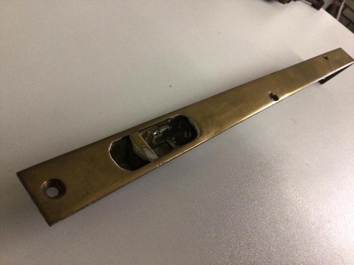 Messing kantschuif goed werkend., Doe-het-zelf en Verbouw, Hang- en Sluitwerk, Gebruikt, Schuif of Grendel, Koper of Messing, Ophalen of Verzenden