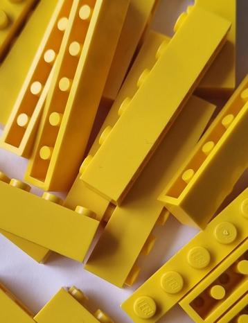 Lego 1x6 brick, Yellow (per 20) beschikbaar voor biedingen