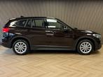 BMW X1 SDrive18i High Executive Edition AUT. NAVIGATIE CAMER, Auto's, BMW, Gebruikt, Bedrijf, 3 cilinders, 1405 kg