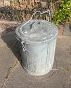 Oude vuilnisbak, Huis en Inrichting, Woonaccessoires | Prullenbakken, Ophalen of Verzenden, Gebruikt, Metaal, 50 tot 75 cm
