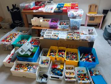 GROTE partij Lego, meer als 75 kg, gesorteerd  beschikbaar voor biedingen