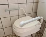 Toilet Zit verhogen invalide wc met armleuningen en deksel, Ophalen of Verzenden, Zo goed als nieuw, Toilet