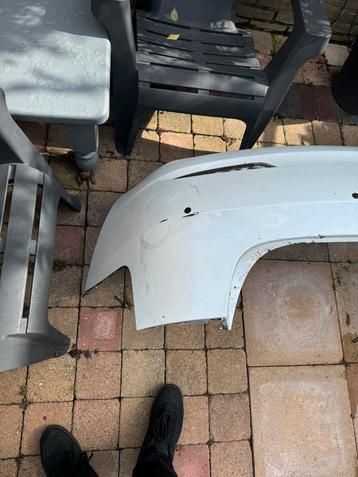 Tesla Model 3 Achterbumper beschikbaar voor biedingen