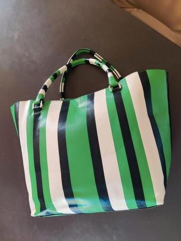 Karen Millen tas 30x(35-44) cm  beschikbaar voor biedingen