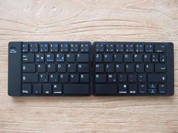 Opvouwbaar draadloos bluetooth toetsenbord keyboard QWERTZ beschikbaar voor biedingen