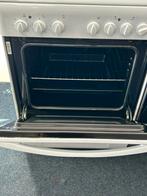 Indesit Fornuis keramische fornuis incl Garantie&Bezorgen, Ophalen, Nl, 4 kookzones, Zo goed als nieuw