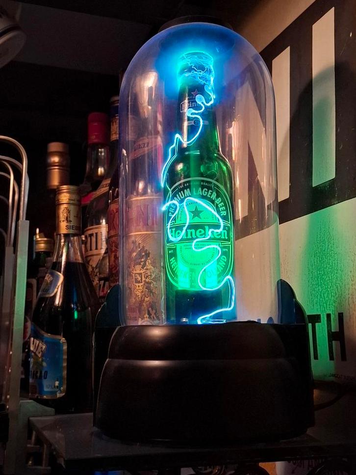 Heineken Bier reclame Plasma Lamp - Café Bar Mancave Horeca, Verzamelen, Merken en Reclamevoorwerpen, Zo goed als nieuw, Lichtbak of (neon) lamp