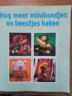 Nog meer mini hondjes en beestjes haken, christel krukkert, Patroon of Boek, Ophalen of Verzenden, Zo goed als nieuw, Haken