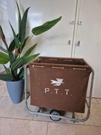 Vintage industriele post kar PTT, Ophalen