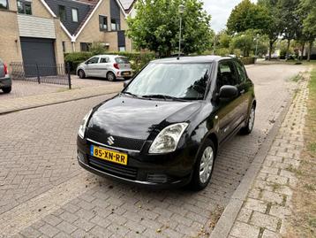 Suzuki Swift 1.3 3D 2007 Zwart, goed onderhouden + winterbnd beschikbaar voor biedingen