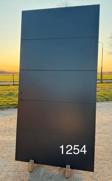 Buitendeuren 40 mm. breed alutherm/aluplex nieuwe voorraad! beschikbaar voor biedingen