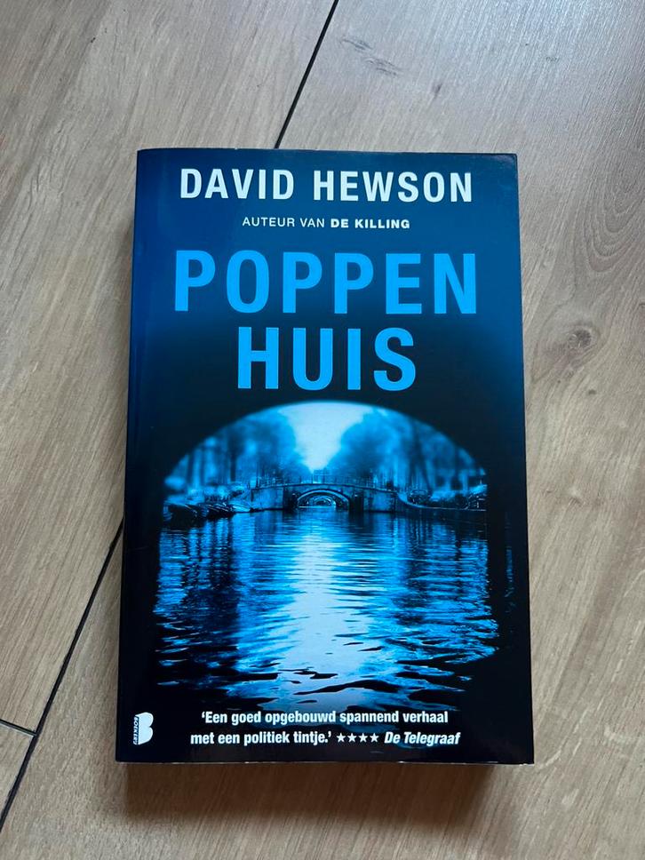David Hewson - Poppenhuis, Boeken, Thrillers, Gelezen, Ophalen of Verzenden