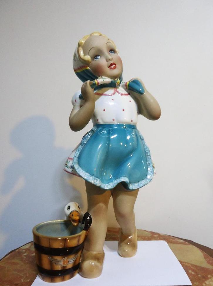 C.I.A. Manne Torino keramiek "Graziella"😍👀💑💎🎁👌, Antiek en Kunst, Kunst | Beelden en Houtsnijwerken, Ophalen of Verzenden