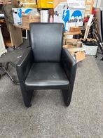 2 Zwarte Leren Stoelen, Huis en Inrichting, Stoelen, Ophalen, Gebruikt, Twee, Zwart