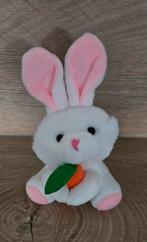 Knuffel konijn met wortel, Kinderen en Baby's, Speelgoed | Knuffels en Pluche, Ophalen, Nieuw, Konijn