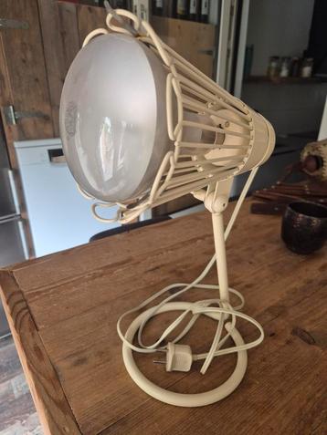Oude Philips Warmtelamp beschikbaar voor biedingen