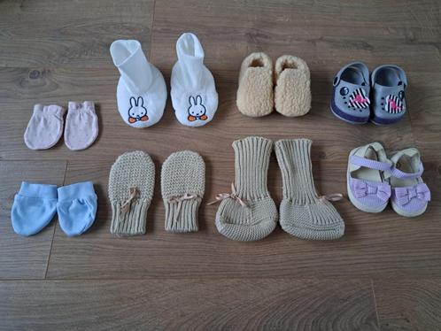 Schoentjes, crocs, handschoentjes, krabwantjes, slofjes baby, Kinderen en Baby's, Babykleding | Schoentjes en Sokjes, Zo goed als nieuw