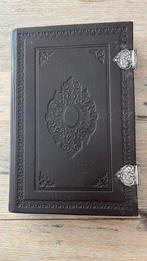 Oude Bijbel met Zilveren Sluitingen, Antiek en Kunst, Antiek | Boeken en Bijbels, Ophalen