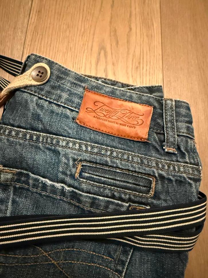 Twenty Three Dames Spijkerbroek met Bretels - Maat 26, Kleding | Dames, Spijkerbroeken en Jeans, Zo goed als nieuw, W27 (confectie 34) of kleiner