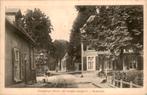 Hummelo - Dorpstraat - Hotel de Gouden Karper, Ophalen of Verzenden, 1920 tot 1940, Gelopen, Gelderland