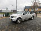 Nissan Navara 2.5 dCi SE King Cab | 4x4 | Clima | Manual, Auto's, Nissan, Stof, Gebruikt, 4 cilinders, Origineel Nederlands