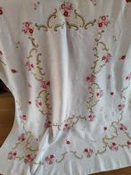 Geborduurd tafelkleed met bloemen, Huis en Inrichting, Ophalen of Verzenden, Zo goed als nieuw, Rechthoek