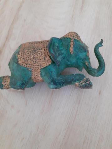 Oude set bronzen India olifanten  beschikbaar voor biedingen