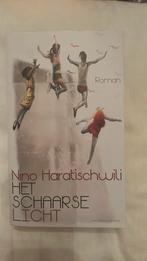Nino Haratischwili - Het schaarse licht, Ophalen, Nino Haratischwili, Zo goed als nieuw, Nederland