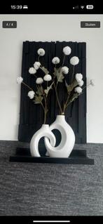 Witte vazen, Huis en Inrichting, Woonaccessoires | Vazen, Verzenden, Zo goed als nieuw, Wit, Minder dan 50 cm
