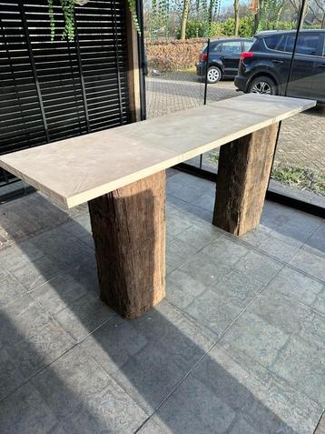 Unieke bartafel - smal lang blad - robuust beschikbaar voor biedingen