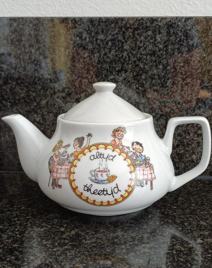 Theepot Blond Amsterdam, Huis en Inrichting, Keuken | Servies, Gebruikt, Overige typen, Blond Amsterdam, Aardewerk, Ophalen of Verzenden