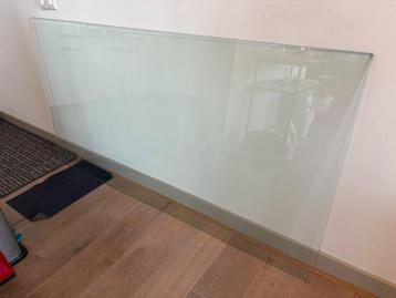 Large glass table top beschikbaar voor biedingen