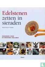 edelstenen zetten in sieraden werkboek, Ophalen of Verzenden, Zo goed als nieuw
