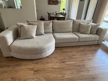 Luxe design bankstel / hoekbank met ronde lounge beschikbaar voor biedingen