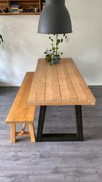Tafel met ijzeren frame, Ophalen, 50 tot 100 cm, Zo goed als nieuw, Vijf personen of meer