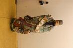 Grote porseleinen Chinese beeld 48158