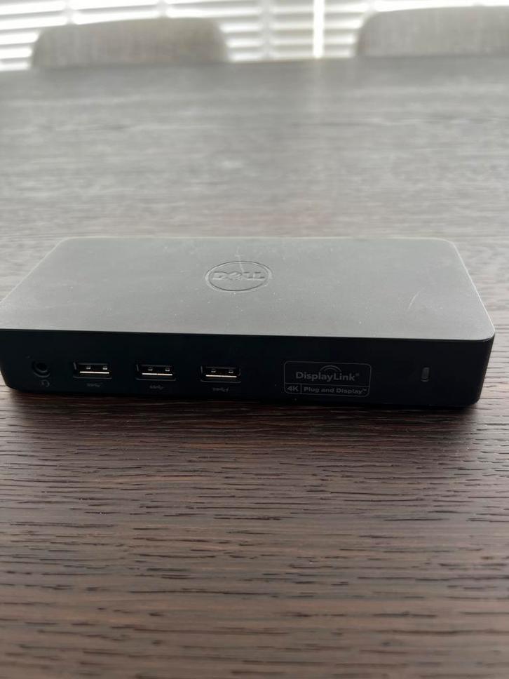 DELL D3100 Ultra HD Triple Video Dockingstation, Computers en Software, Dockingstations, Zo goed als nieuw, Ophalen of Verzenden